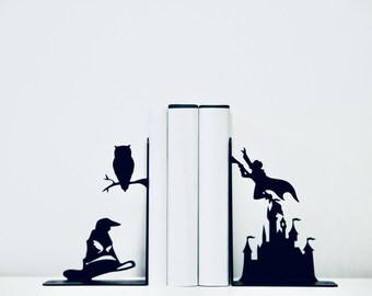 Fantasieboekensteunen, tovenaar, heks, kasteel, stalen boekenplankdecor