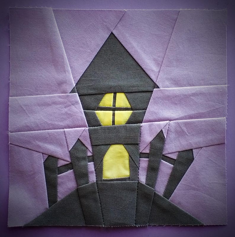 Digitalt pappersmönster för kusligt Halloweenhus | Nedladdningsbar PDF | Dark House FPP | Original quiltblock | Olika storlekar bild 3
