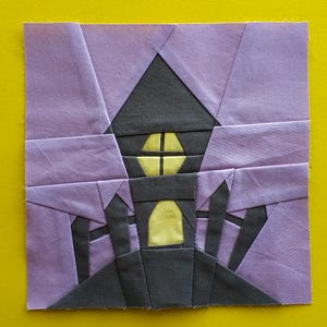 Digitalt pappersmönster för kusligt Halloweenhus | Nedladdningsbar PDF | Dark House FPP | Original quiltblock | Olika storlekar bild 2