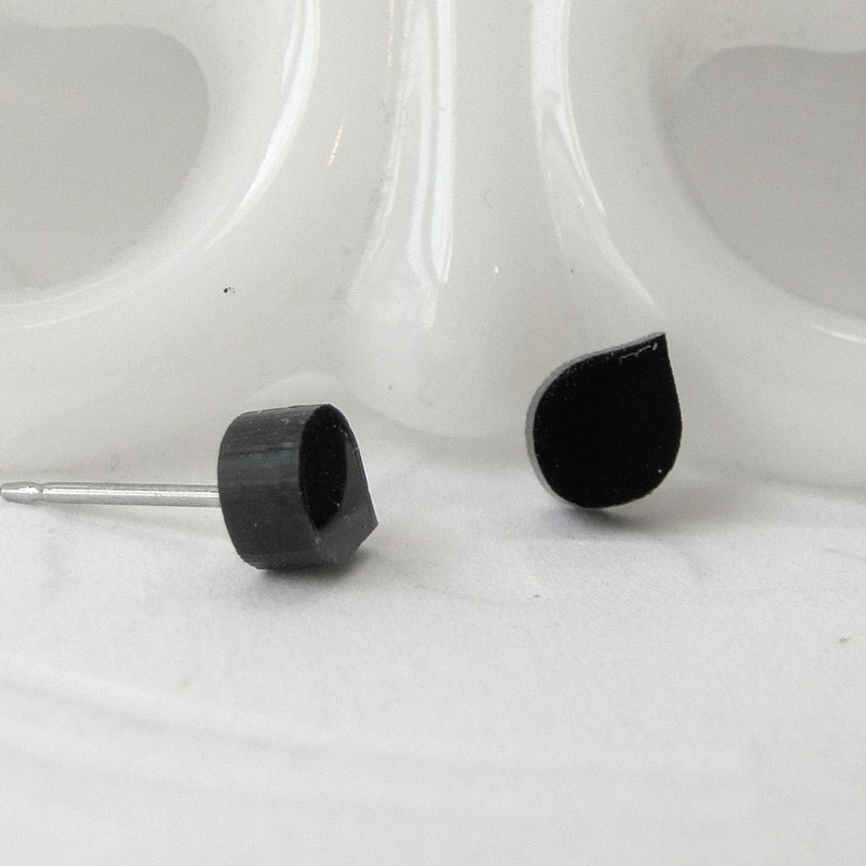 Black Raindrop Stud Earrings image 3