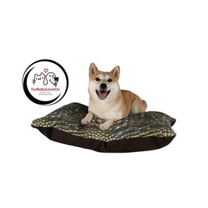Alligator cat bed cheap