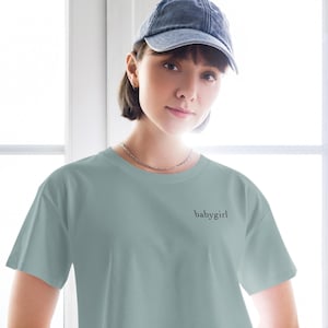 babygirl | Women’s crop top