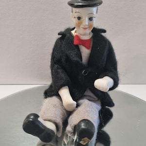 Vintage Stan Laurel Porcelain Doll with Original Felt Clothes. Rare 1970s Laurel and Hardy Comedy Duo Collectable. Figurine.