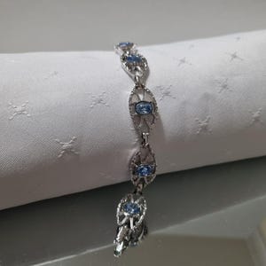 Sarah Coventry Mystique Bracelet. Rare Silver Tone Bracelet with Light Blue Stones. 1970s Jewellery. Signed.  Vintage Silver Bracelet