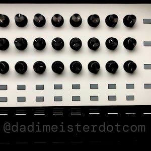 Akai MIDIMix Overlay Template Plastic (Overlay voor het labelen van potentiometers en knoppen)