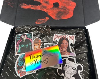 Horror Movie Night Box - Blind DVD or Blu-Ray and assorted goodies to complete the night!
