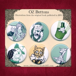 Maravilloso juego de botones y pinback del Mago de Oz - Ilustraciones 1899 L Frank Baum Dorothy León hombre de hojalata globo espantapájaros Toto pines insignias
