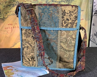 Forager Messenger Bag - Azul Bambu (Tech friendly!)