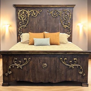 Rustic Solid Wood King Bed Frame: Handcrafted Western Design