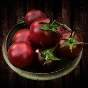 Heirloom Black Cherry Tomato Seeds - Organic, Non-GMO
