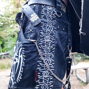 barbed wire sew on patch | diy punk fashion accessory | linocut