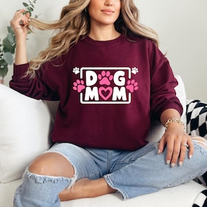 Dog Mom Sweatshirt, Cozy Sweatshirt for Pet Lovers, Gift for Dog Owners, Dog Lover Apparel
