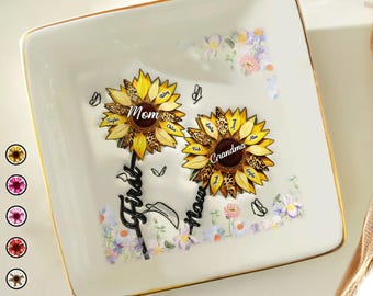 Plato para anillos personalizado "Primera mamá, ahora abuela", regalo para madres, abuelas y tías, regalo para el Día de la Madre, plato para anillos con flor de nacimiento personalizada