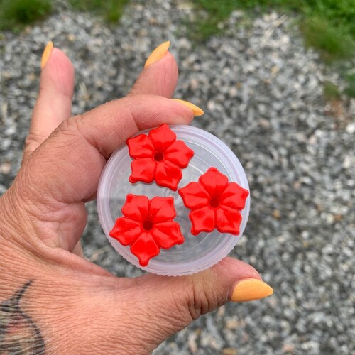 Single New Flower Hum-button™ Mini Hand Held Hummingbird - Etsy
