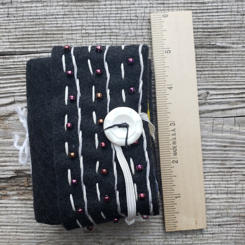 Felt Needle Book Pin Cushion Boro Handmade Needlecase