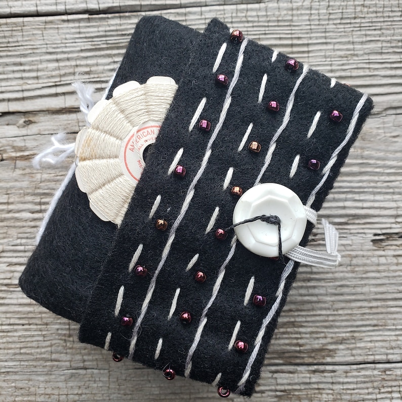 Felt Needle Book Pin Cushion Boro Handmade Needlecase