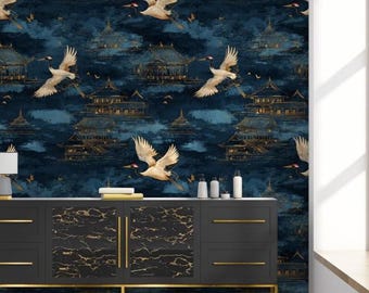 Behang Japanse kraanvogel: donkerblauwe en gouden chinoiseriemuurschildering