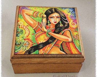 Impresión de mujer bailarina india en caja de madera natural, baile de Bollywood, cofre de baratijas de recuerdos del tesoro