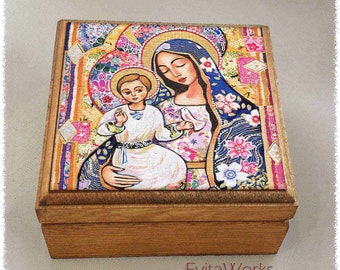 Panagia Eleousa, Mary and Jesus, child of God print on natural wooden box, modern Christian art, rosary treasure memories trinket chest