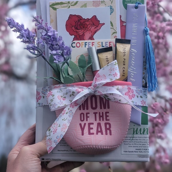 Surprise Book - MOM BOOK - Blind Date with a Book - Mother's Day Gift