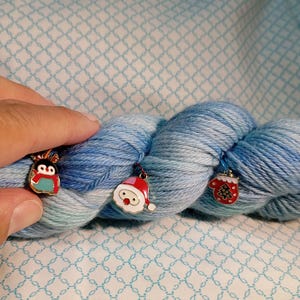 Knitting lovers gift set, Christmas gift for knitters, Christmas stitch markers,Knitting stitch markers,stitch markers set,crocheting charms