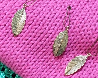 stitch marker, progress marker, leaves stitch maker, birthday gift for her, crochet marker, knitting markers, yarn pins, metal pins