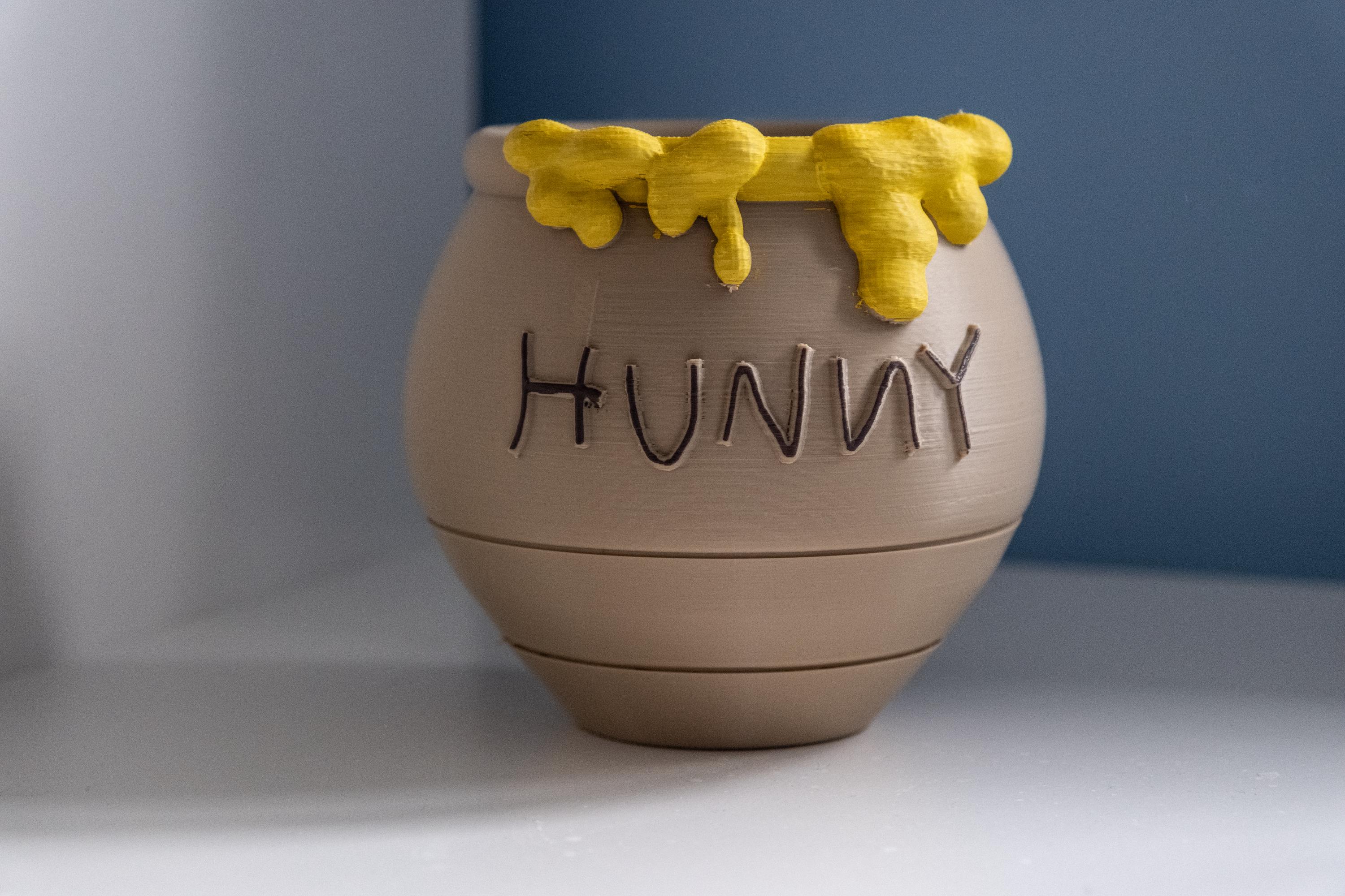 Winnie the Pooh's Honey Pot