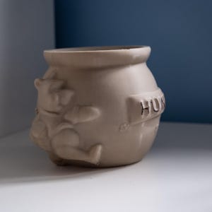 Winnie the Pooh's Honey Pot V2 - Etsy