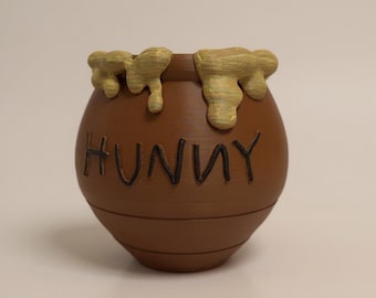 Winnie the Pooh’s honey pot - Large.
