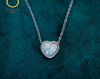 Minimalist Opal Herz Halskette für Frauen, Zarte Liebe Charme Halskette, Zierliche Opal Herz Anhänger Halskette, Brautjungfer Geschenk, Geschenk für Sie