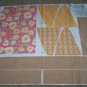 Riley Blake Designs CHATSWORTH apron panel by Emily Taylor in Coral/Brown or Cream/Teal image 2