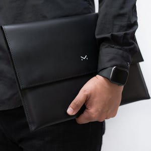 MacBook Pro/Air 13' 14' 15' 16' leather laptop sleeve, Genuine Italian Leather, Premium Laptop Sleeve