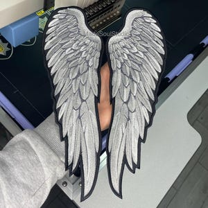 Ensemble de patchs brodés dans le dos avec des ailes d'ange, grand écusson thermocollant pour vestes, écusson à offrir en cadeau personnalisé