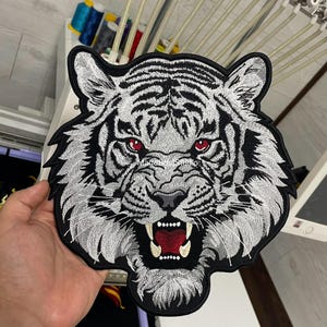WHITE TIGER Embroidered Iron On Patch Large Bengal Tiger Head Applique Patch For Jackets Custom Gift Battle Jacket Animal Patch