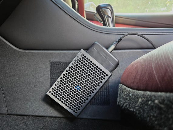 Universal Minimalist Car Phone Holder | Reclaim Your Cupholder! | Vertical Top-Load Edition | Car, Truck, RV and More!