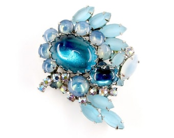 Brooch Turquoise Blues Silver tone Layered