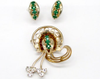 Brooch Green Rhinestone Gold tone Earrings Screw Back Retro