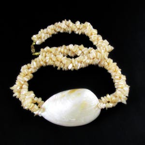 Necklace Pendant MOP Sea Shell 22 inch