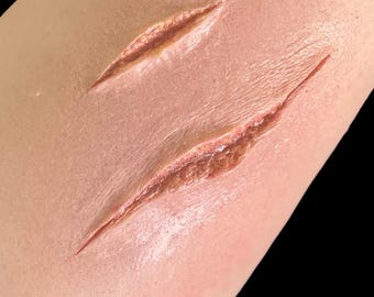 2-Piece Prosthetic Cut Set | Realistic SFX Wound for Halloween, Cosplay & Film