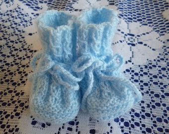 Newborn booties, Baby boy booties, Knit booties, FREE SHIPPING.