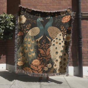 Vintage Peacock Woven Blanket, Botanical Tapestry with William Morris Design, Nature Inspired Floral Wall Hanging, Elegant Bird Woven Throw