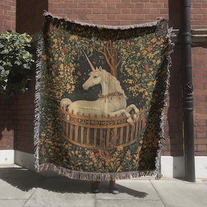 Medieval Unicorn Tapestry, The Unicorn in Captivity Inspired  Woven Blanket, Unicorn Tapestries, Renaissance Wall Decor, Medieval Wall Art