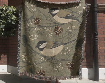 Chickadee Birds Woven Tapestry, Nature Inspired Botanical Wall Hanging with Pinecones, Decorative Blanket Gift for Bird Lovers, Wall art