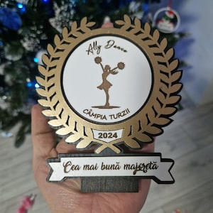 Fichier de découpe laser en bois personnalisé Award, svg Award, svg trophée