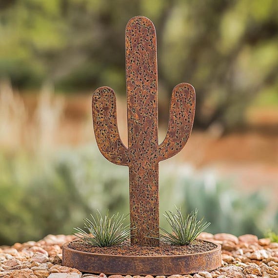 Rustikale Kaktus-Skulptur mit Gartenstecker - Etsy.de