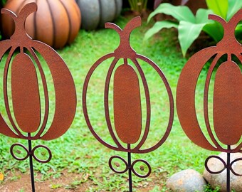 Vintage Pumpkin Trio Garden Stakes - Thanksgiving Garden Decor