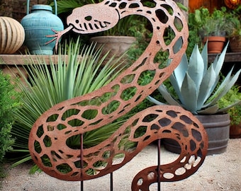 Rustic Metal Rattlesnake Sculpture - Garden Stake