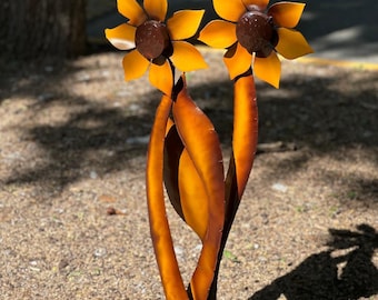 Twin Sunflower Metal Garden Sculpture - Garden Decor