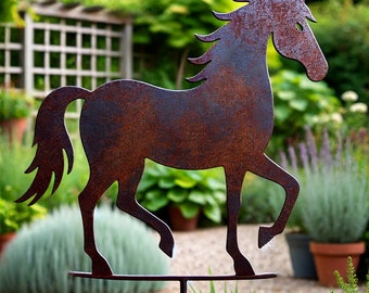 Escultura rústica de caballo de metal - Estacas de jardín