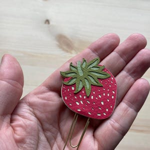 Paper clip strawberry for notebook or book